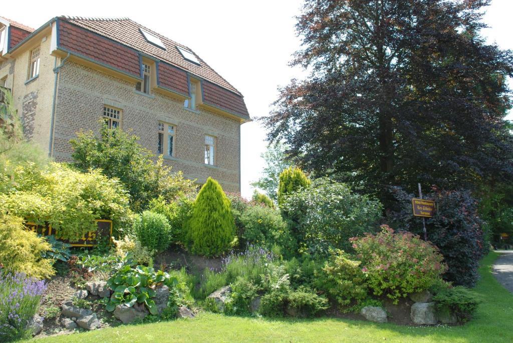 Les Tilleuls Hotel Jupille Exterior photo