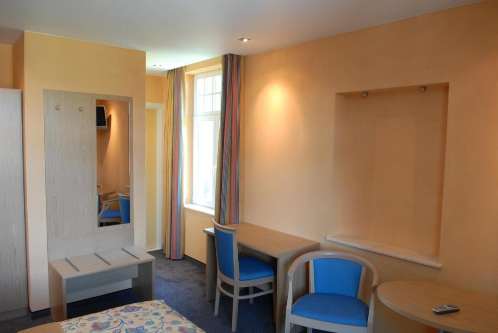 Les Tilleuls Hotel Jupille Exterior photo